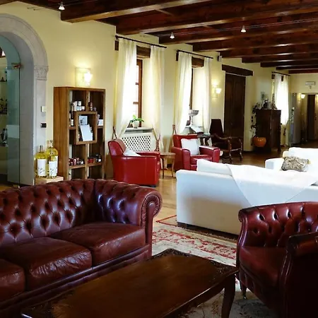 Di Charme And Restaurant 21.9 Hotel